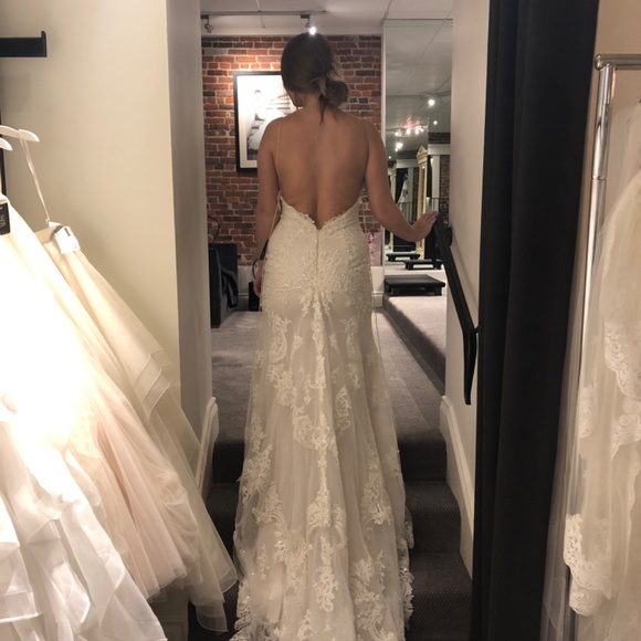 Wedding dress - Picture 3 of 4